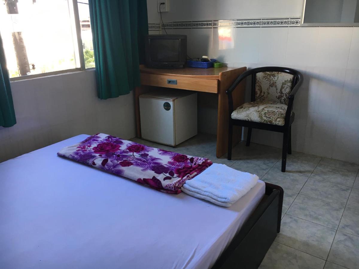 Khach San Thien Phuc Hotell Cà Mau Eksteriør bilde