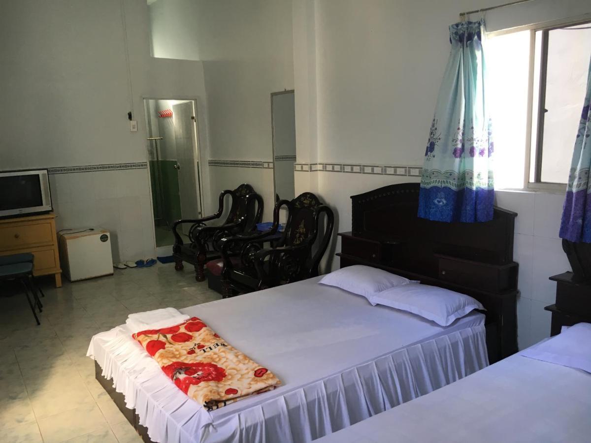 Khach San Thien Phuc Hotell Cà Mau Eksteriør bilde